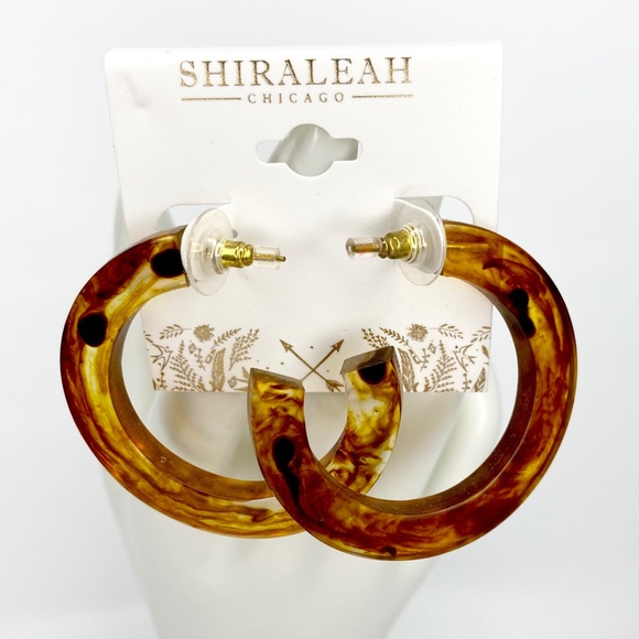 NEW Shiraleah Faux Tortoise Shell Boho Chic C Hoop Earrings - Picture 2 of 9